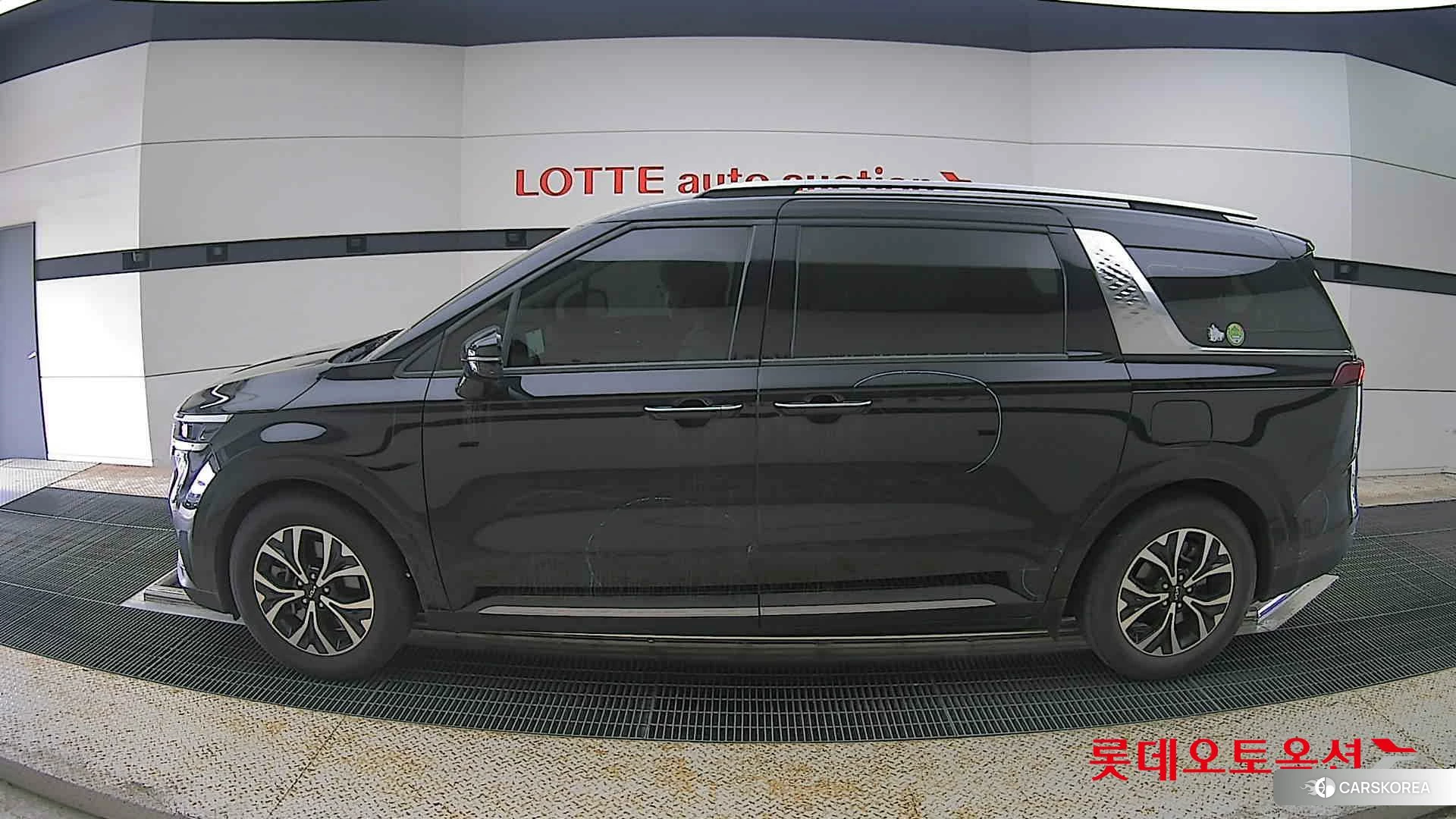 Kia Carnival id 4289607 из Кореи 35