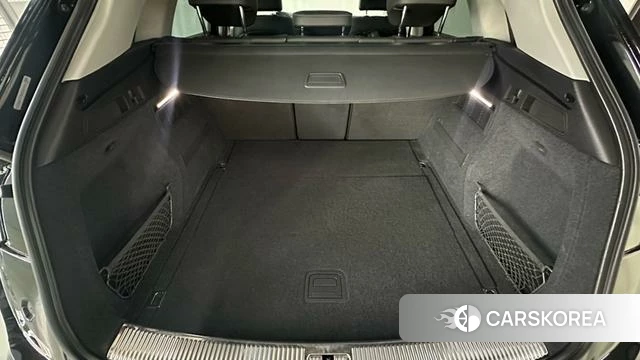 Audi Q5L id 4207941 из Китая 15
