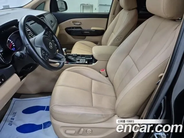 Kia The New Carnival id 2927866 из Кореи 16