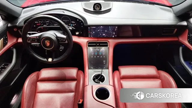 Porsche Taycan id 2968697 из Кореи 17