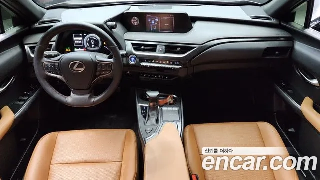 Lexus UX250h id 2917490 из Кореи 17