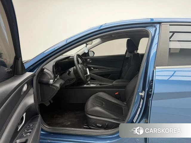 Hyundai Elantra id 4314093 из Китая 17