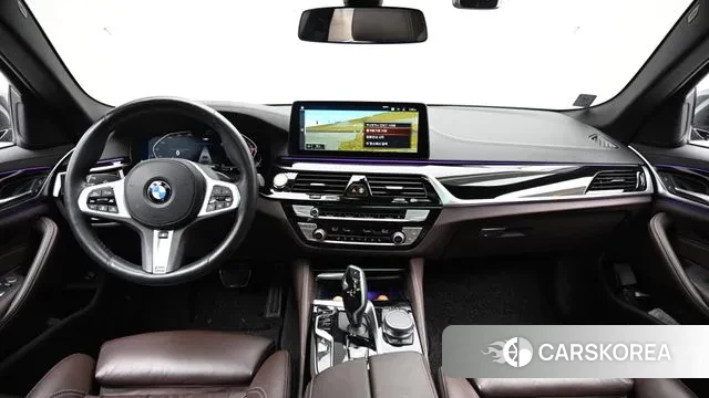 BMW 5 Series (G30) id 2969967 из Кореи 17