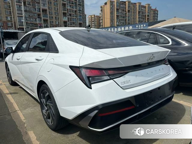 Hyundai Elantra id 4307453 из Китая 11