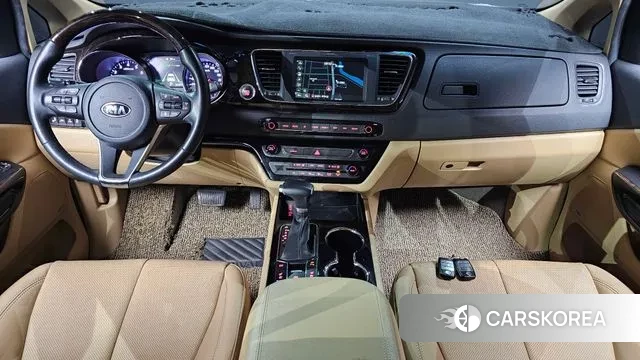 Kia The New Carnival id 3578240 из Кореи 17