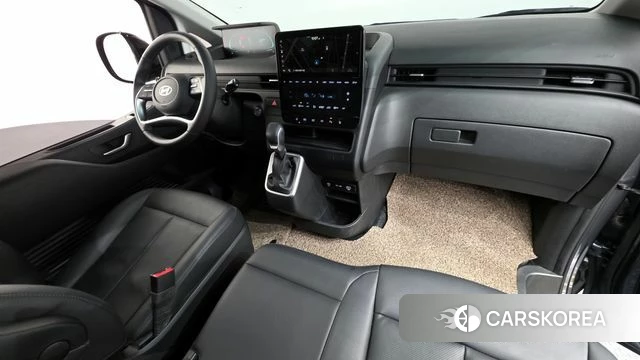 Hyundai Staria id 3864258 из Кореи 17