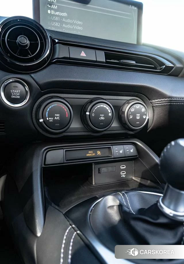 Mazda MX-5 id 4255721 из Китая 14
