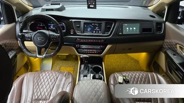 Kia The New Carnival id 3284337 из Кореи 17