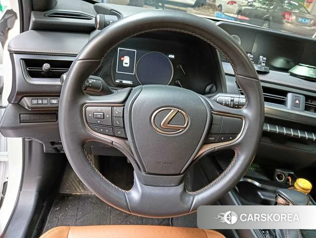 Lexus UX id 4262094 из Китая 17