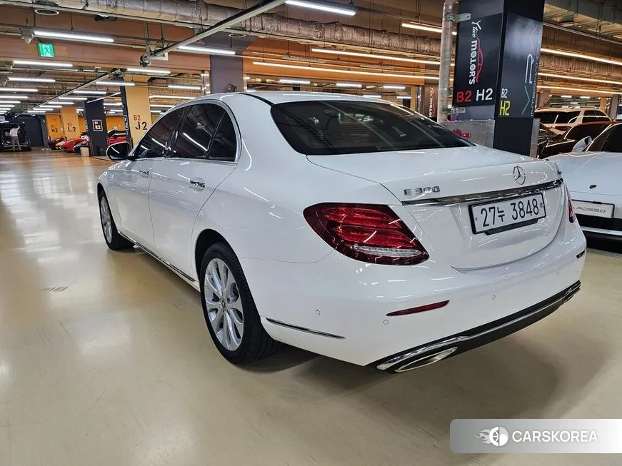 Mercedes-Benz E-Class W213 id 1860722 из Кореи 17