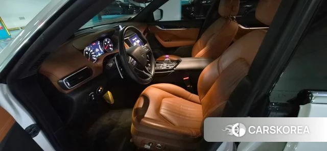 Maserati Levante id 3806372 из Кореи 8