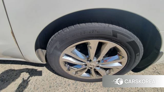 Kia All New Carnival id 4393661 из Кореи 7