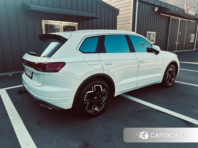 Volkswagen Touareg 3rd generation id 3750735 из Кореи 7