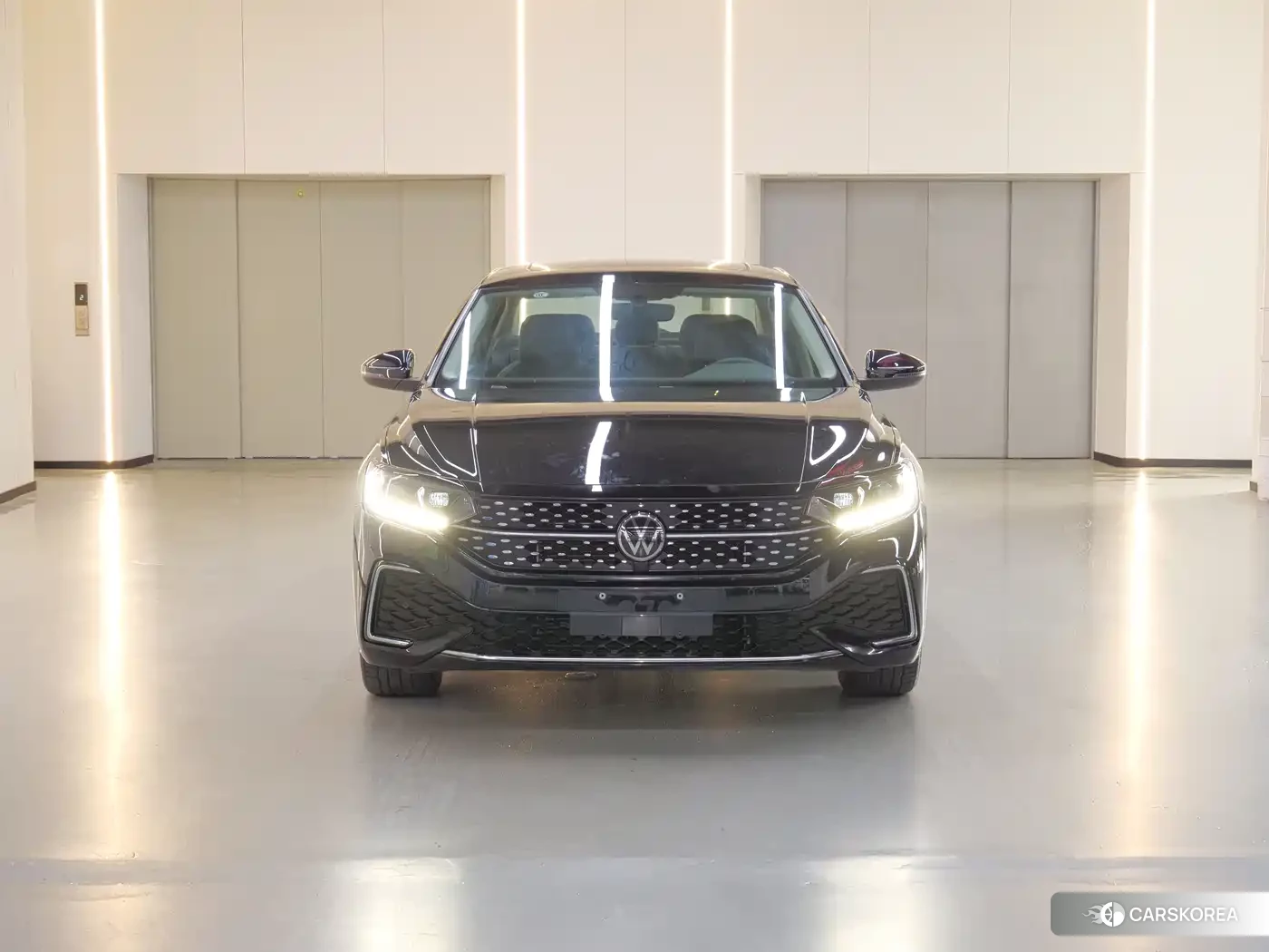 Volkswagen Passat id 4547275 из Китая 15