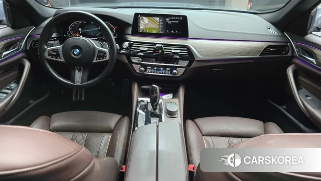 BMW 5 Series (G30) id 3965968 из Кореи 17