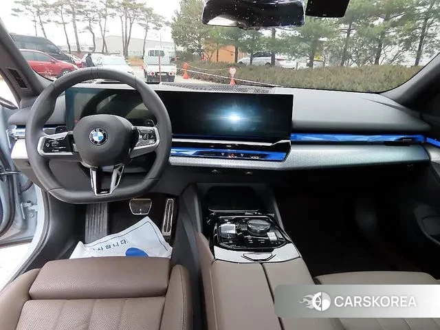 BMW 5 Series (G60) id 3507241 из Кореи 17