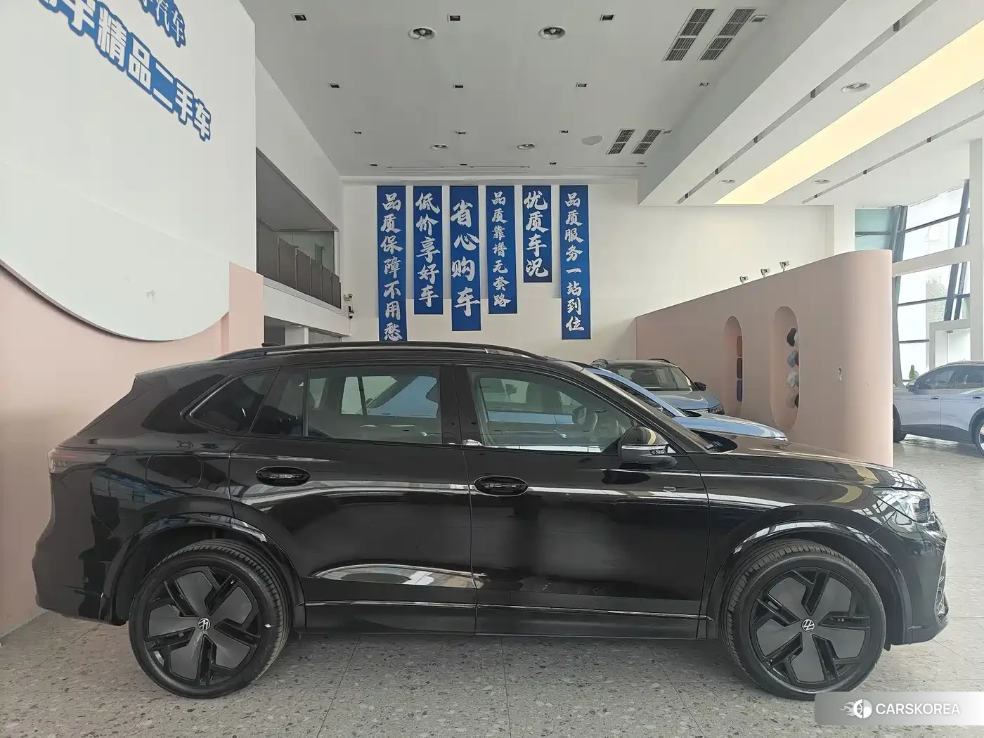 Volkswagen Tiguan L id 4553671 из Китая 15