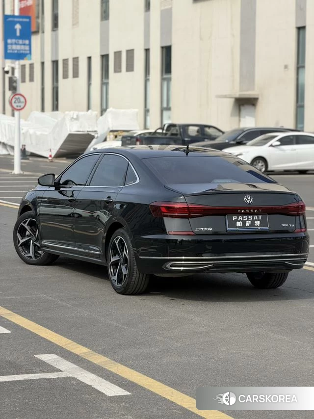 Volkswagen Passat id 3857838 из Китая 8