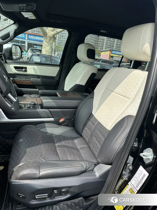 Toyota Sequoia id 3983301 из Китая 15
