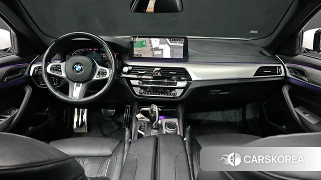 BMW 5 Series (G30) id 3916408 из Кореи 17