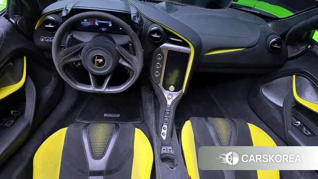 McLaren 750S id 2978876 из Кореи 17