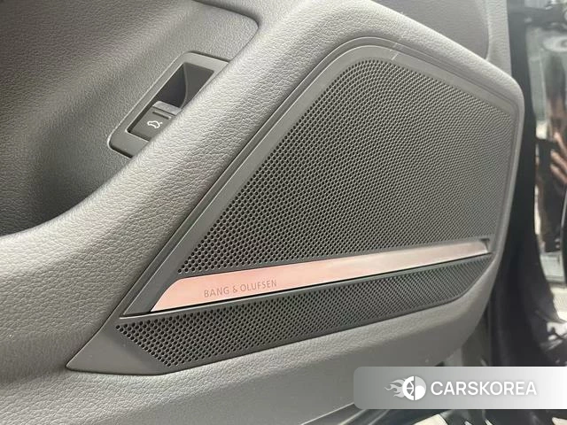 Audi A7L id 4261627 из Китая 17
