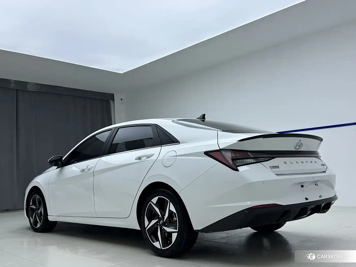 Hyundai Elantra id 4655185 из Китая 18