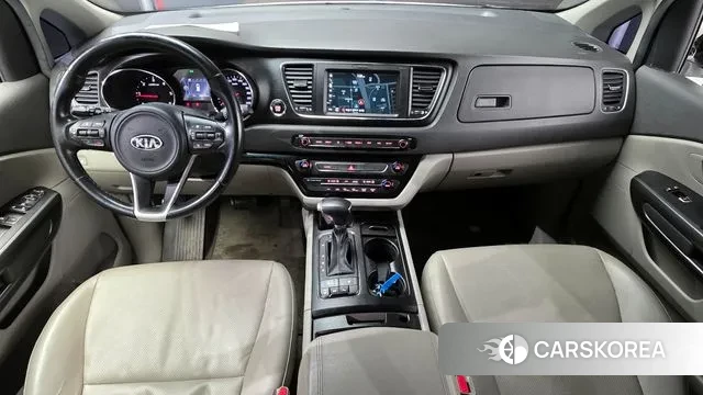 Kia All New Carnival id 3455296 из Кореи 17