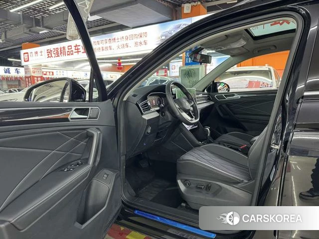 Volkswagen Tiguan L id 4256673 из Китая 7
