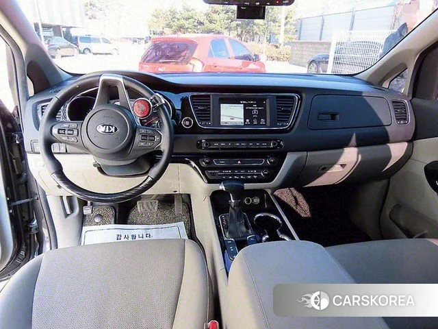 Kia The New Carnival id 4477289 из Кореи 17