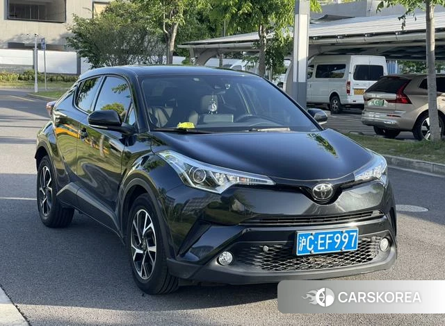 Toyota C-HR id 4300015 из Китая 8