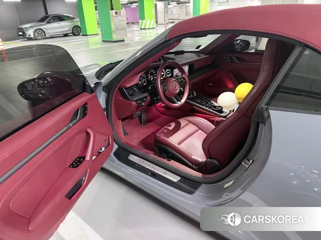 Porsche 911(992) id 4607592 из Кореи 7