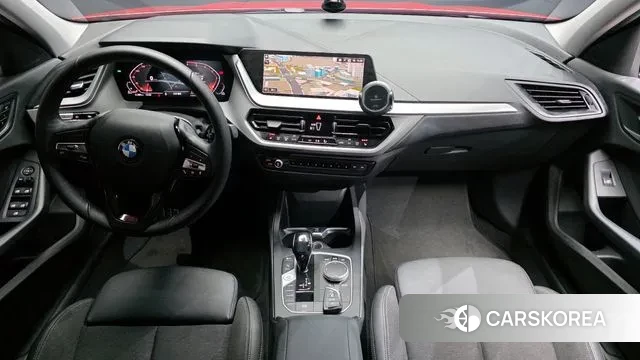 BMW 1 Series (F40) id 3666282 из Кореи 17