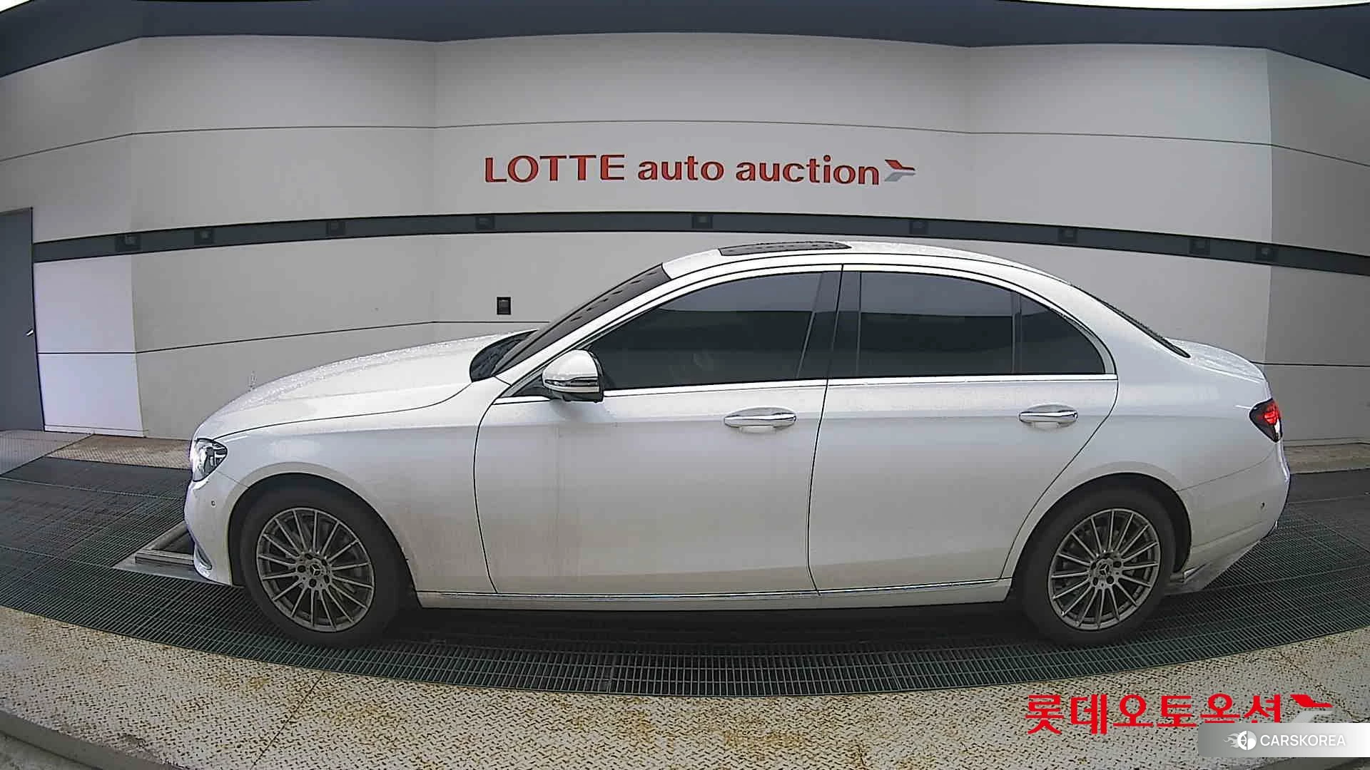 Mercedes-Benz Mercedes-Benz E250 id 4498463 из Кореи 34