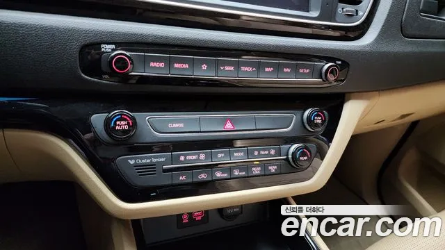 Kia The New Carnival id 2694211 из Кореи 17