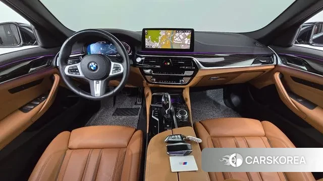 BMW 5 Series (G30) id 3011957 из Кореи 17