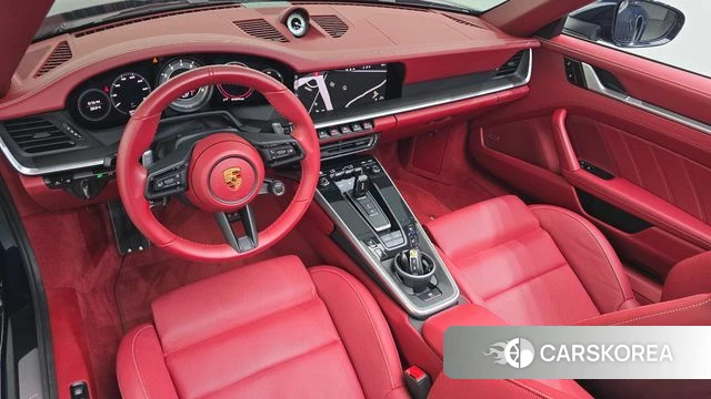 Porsche 911(992) id 4637220 из Кореи 30