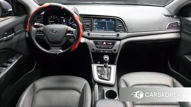 Hyundai Avante AD id 3766854 из Кореи 17