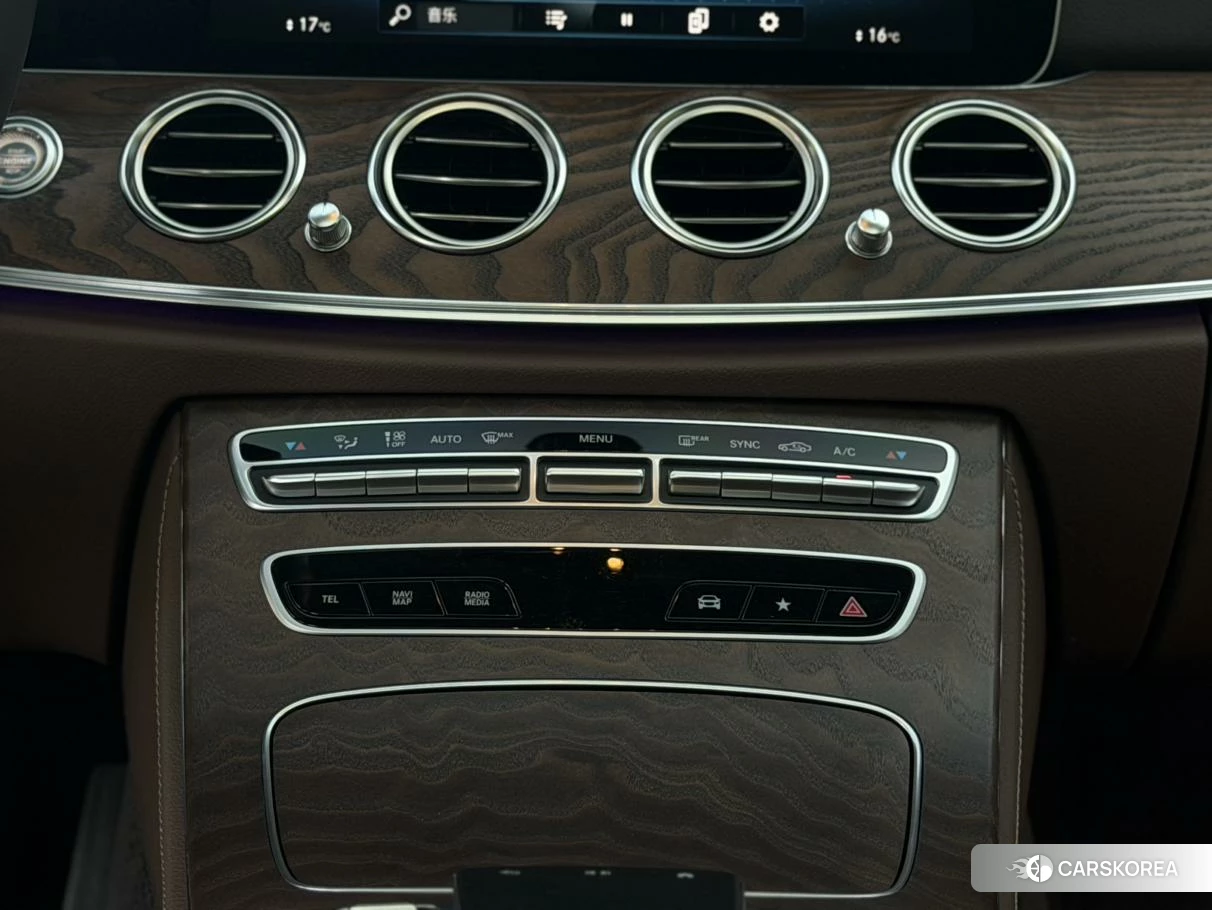 Mercedes-Benz E-class id 4452418 из Китая 19