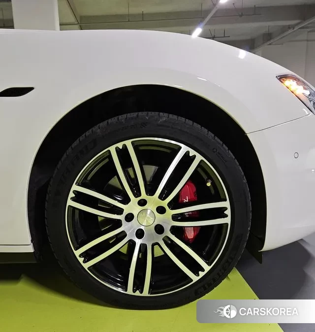 Maserati Ghibli id 3318464 из Кореи 7