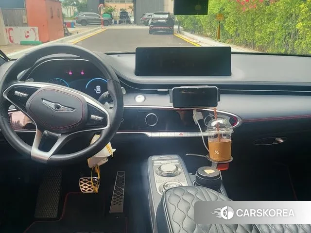 Genesis GV70 id 3098101 из Кореи 9