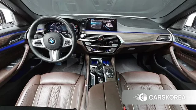 BMW 5 Series (G30) id 3243239 из Кореи 17