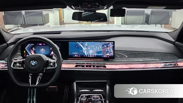 BMW 7 Series (G70) id 3700917 из Кореи 17