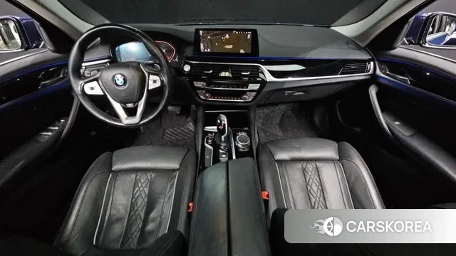 BMW 5 Series (G30) id 3587882 из Кореи 17