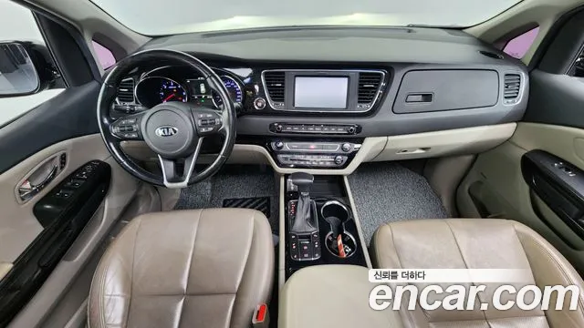 Kia The New Carnival id 2764949 из Кореи 17