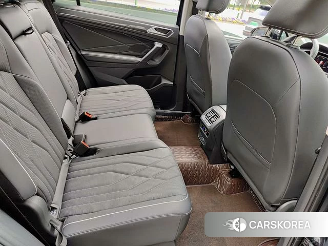 Volkswagen Tiguan L id 4277811 из Китая 7