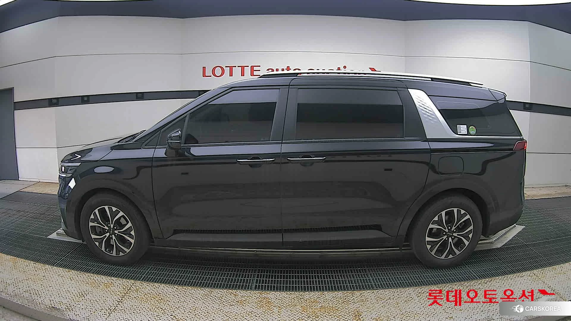 Kia Carnival id 4296858 из Кореи 34