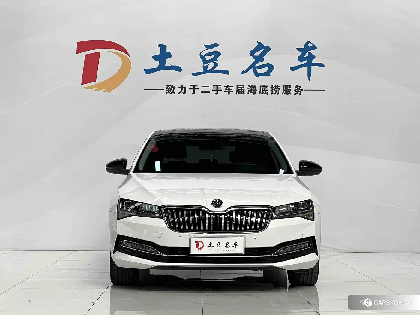 Skoda Superb id 4606996 из Китая 17