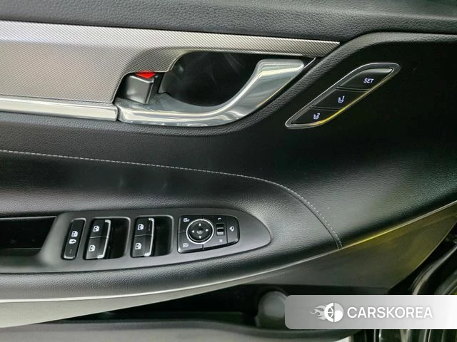 Hyundai The New Grandeur IG Hybrid id 3885188 из Кореи 17