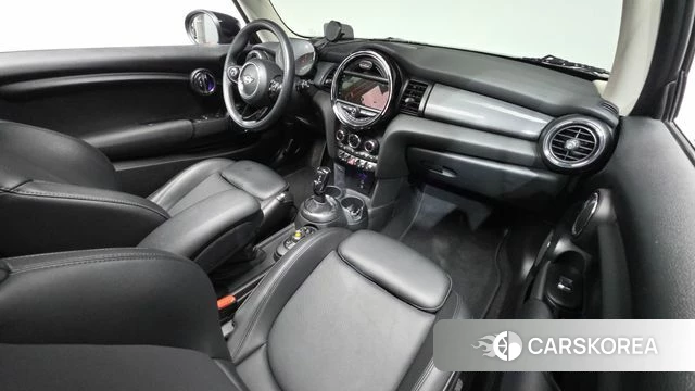 Mini Cooper S id 3852457 из Кореи 17